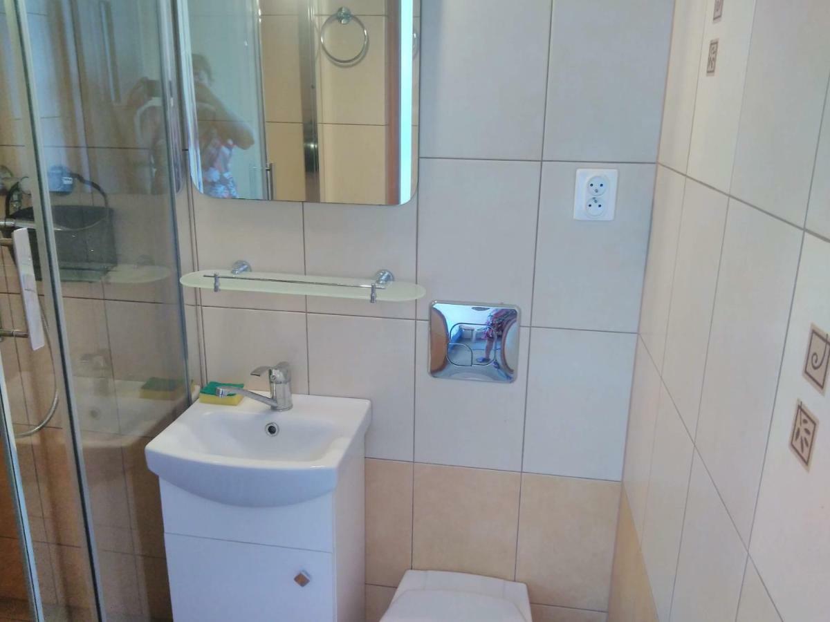 Pokoje U Kamy Ustka Esterno foto